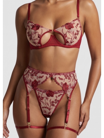 Set sutien chilot, portjartiera si jartiere 10