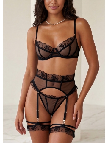 Set sutien, chilot, portjartiera si jartiere 09